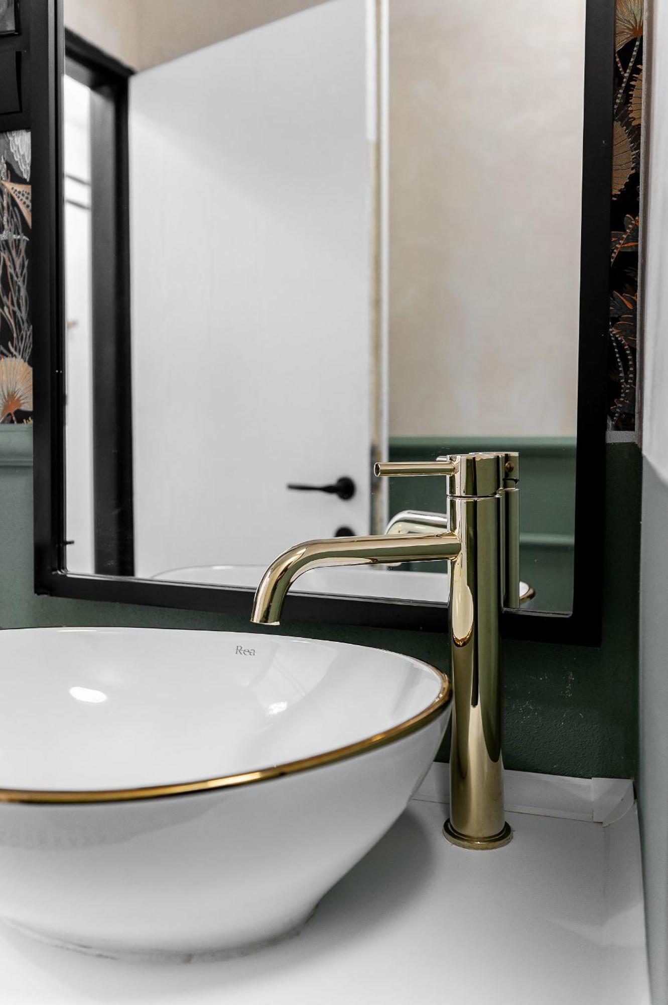 Luxusny Apartman Pri Nemocnici Кошице Екстериор снимка